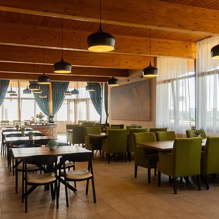 Hotel Rozalka 3*