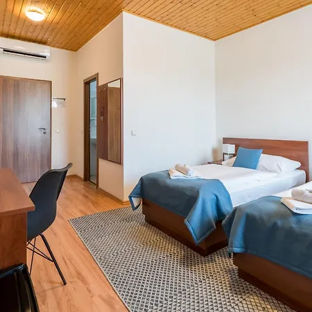 Rozalka 3* Пезинок